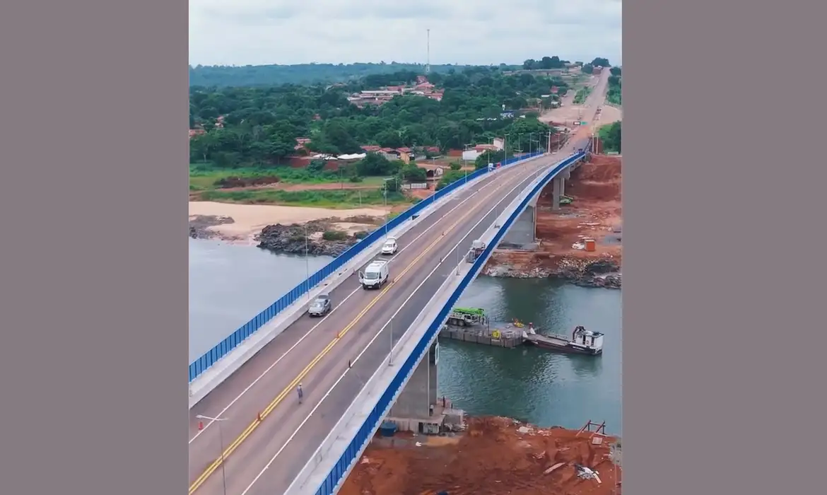 ponte jk é reinaugurada um ano após tragédia com 14 mortos no tocantins
