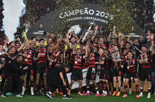 futebol 2025: flamengo rainha da américa, palmeiras gasta r$ 702 milhões e fica em branco, vasco amplia jejum e botafogo cai