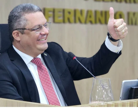 iptu em cabedelo: prefeito interino edvaldo neto revoga aumento, mas ação gera polêmica