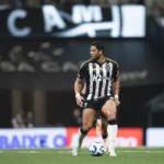 hulk na temporada 2025: artilheiro do galo alcança 500 gols e mostra força no atlético mg com contrato até o fim de 2026