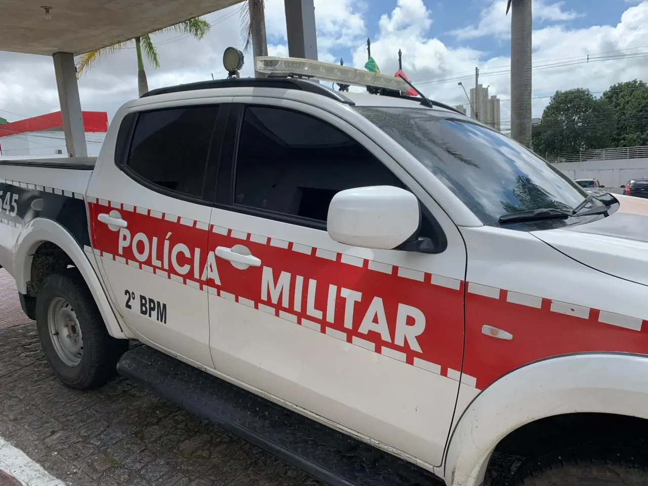 homem é preso em campina grande após agredir companheira com socos e capacete