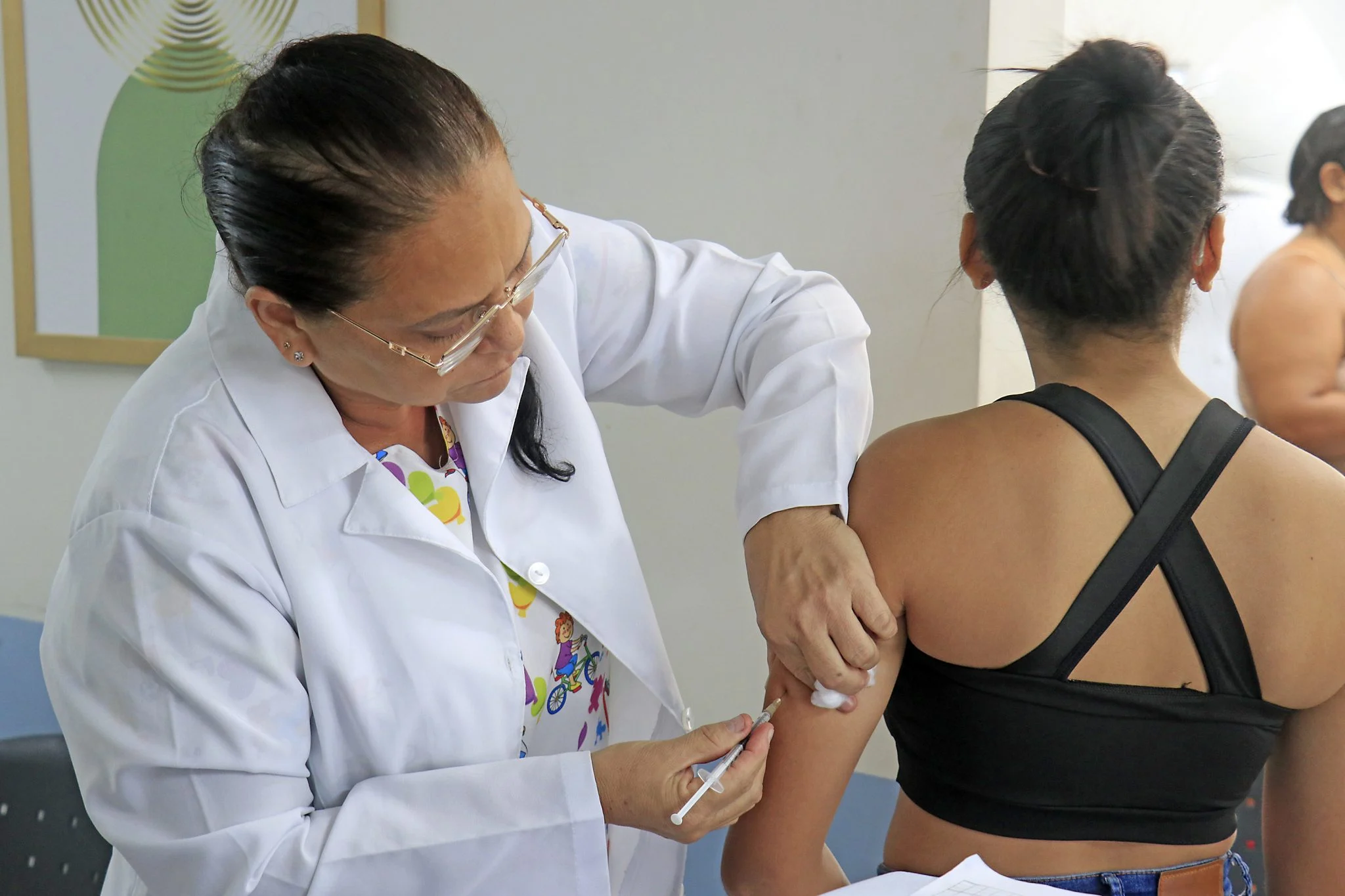 hpv: campanha de vacinação para jovens de 15 a 19 anos é prorrogada