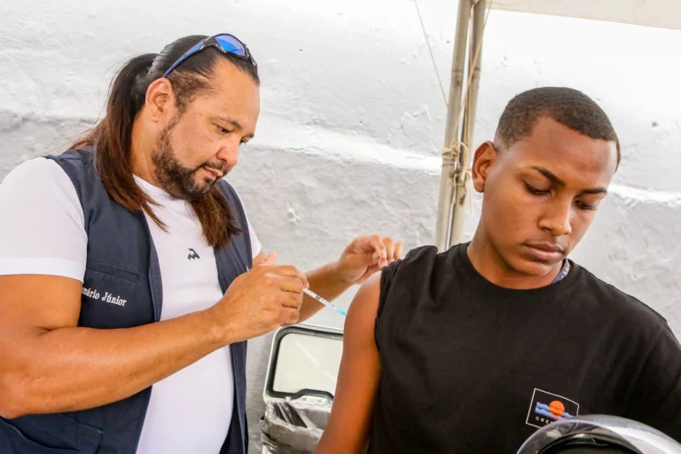 pontos de vacinação móveis funcionam sexta e sábado em joão pessoa