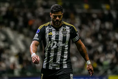 hulk e atlético mg em impasse: atacante avalia proposta do fluminense e se frustra com termos do galo