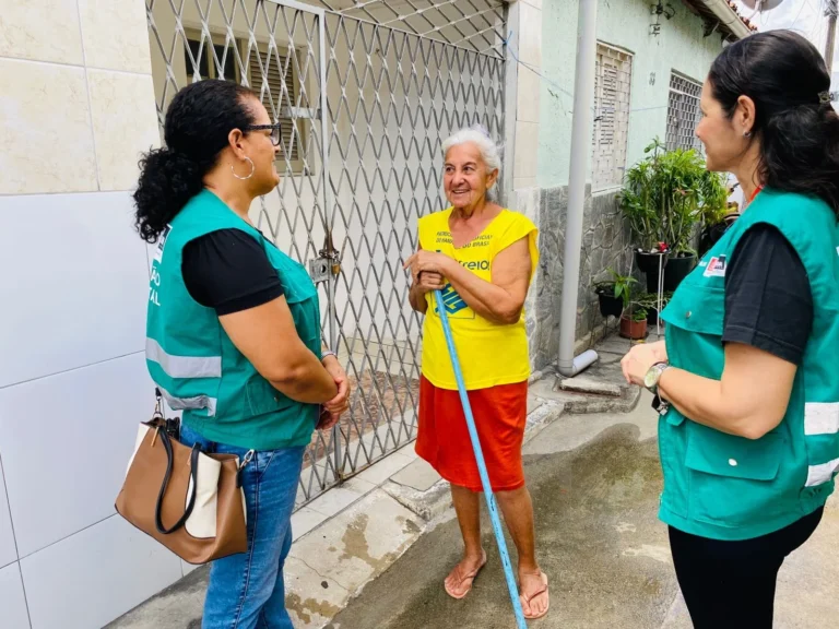 emlur ensina descarte correto de lixo em jaguaribe
