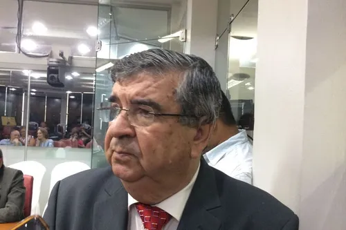 roberto paulino fica no mdb apesar de apoio de léa toscano a cícero lucena em guarabira