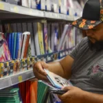 volta às aulas: 8 em cada 10 brasileiros vão reutilizar material escolar em 2026
