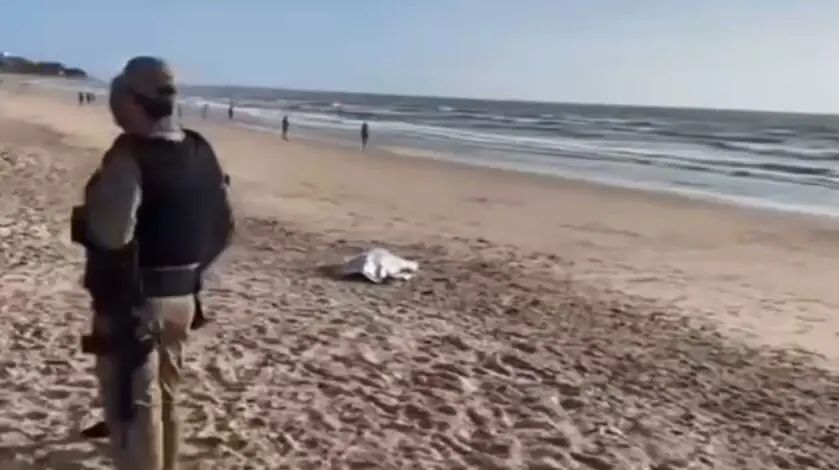 mulher encontrada morta em praia de cabedelo, pb, com suspeita de lesão por arma de fogo