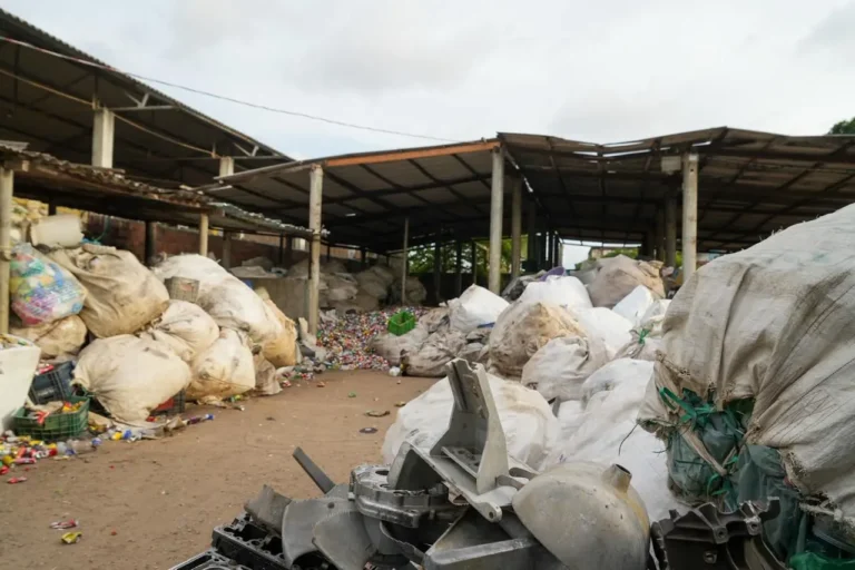 quase 1 tonelada de cobre apreendida em joão pessoa, dois homens presos