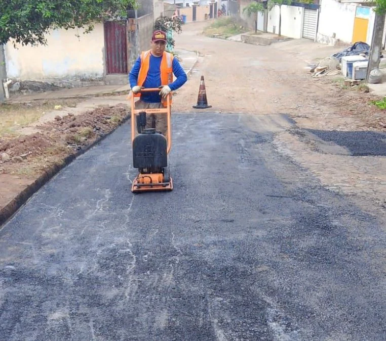 joão pessoa: tapa buraco em 20 bairros nesta quinta feira
