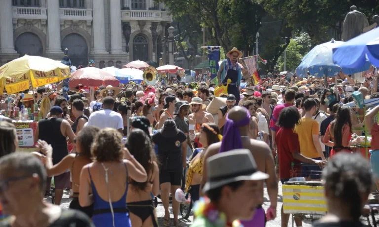 carnaval rio: ocupação hoteleira dispara e já soma 73,91% antes da folia
