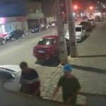 criminosos armados roubam carro e pertences em bairro de campina grande