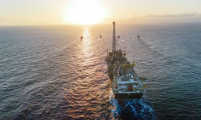 petrobras: produção recorde em 2025 supera expectativas e impulsiona resultados