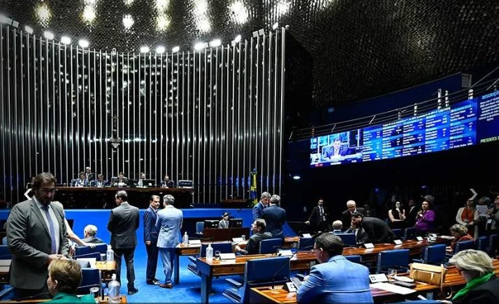senado: discursos encurtam e focam em redes sociais, revela estudo inédito