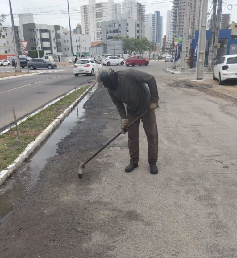 joão pessoa: tapa buraco em 25 bairros nesta quarta feira