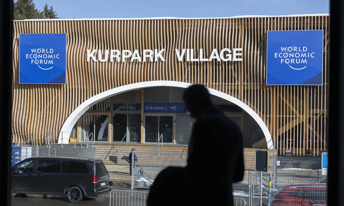 oxfam: governos priorizam riqueza de bilionários em vez de cidadãos comuns