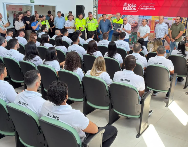52 novos agentes reforçam mobilidade urbana em joão pessoa