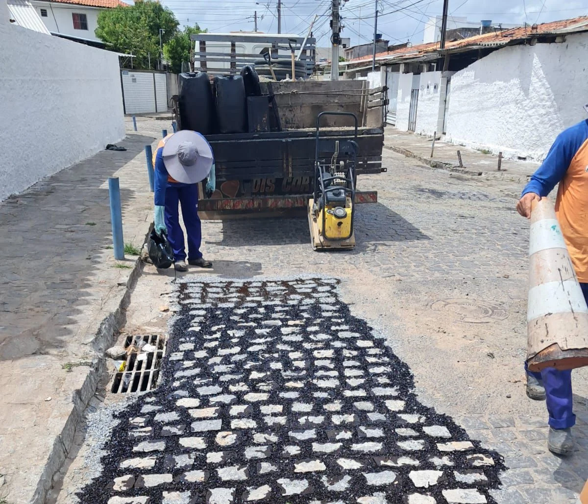 seinfra: tapa buraco e drenagem em 29 bairros da capital