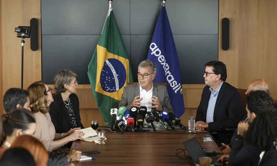 apex e congresso unem forças: missão na europa impulsiona acordo mercosul ue