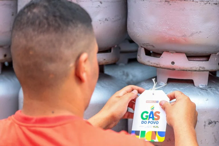 gás do povo em joão pessoa: 49 mil famílias ganham botijão grátis