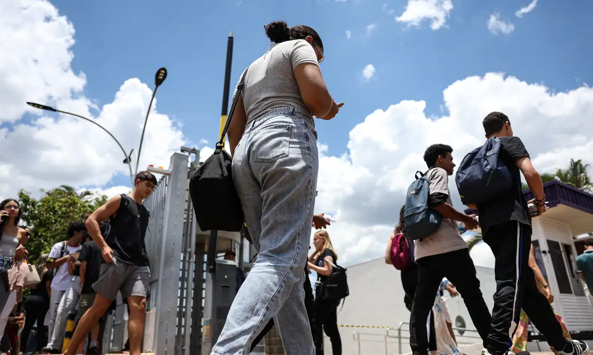 inep libera declaração de conclusão do ensino médio: veja quem pode solicitar!