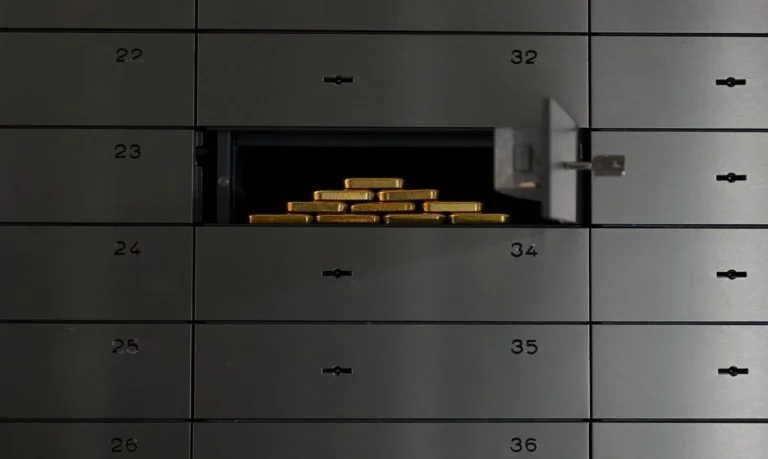 ouro dispara: recordes históricos e motivos por trás da alta do metal precioso