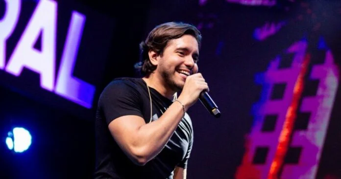 victor santos grava dvd 'herança de amor' em joão pessoa com show emocionante e participação da calcinha preta