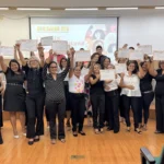 25 mulheres se tornam cuidadoras infantis e ganham novo rumo profissional