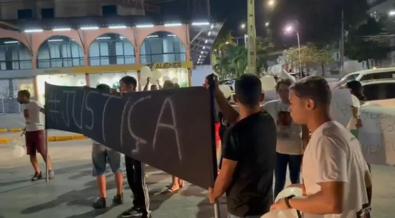 protesto em campina grande: cobrança por justiça após morte de motoboy em acidente