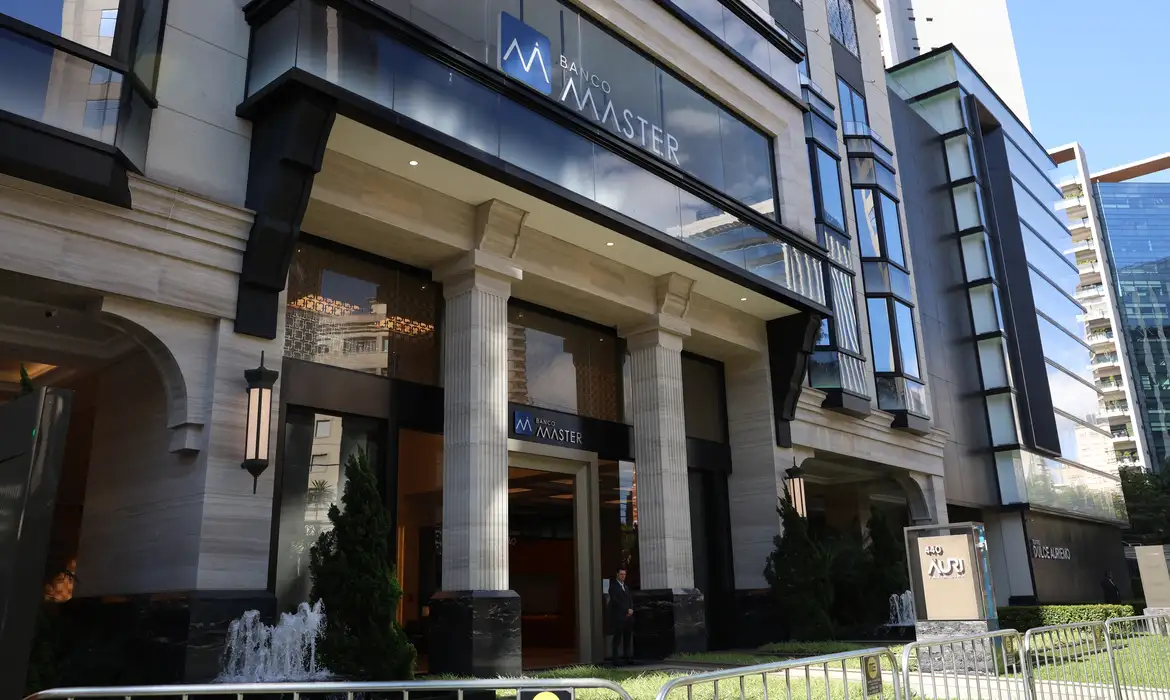 fgc já pagou r$ 32,5 bilhões a 75% dos credores do banco master; will bank na mira