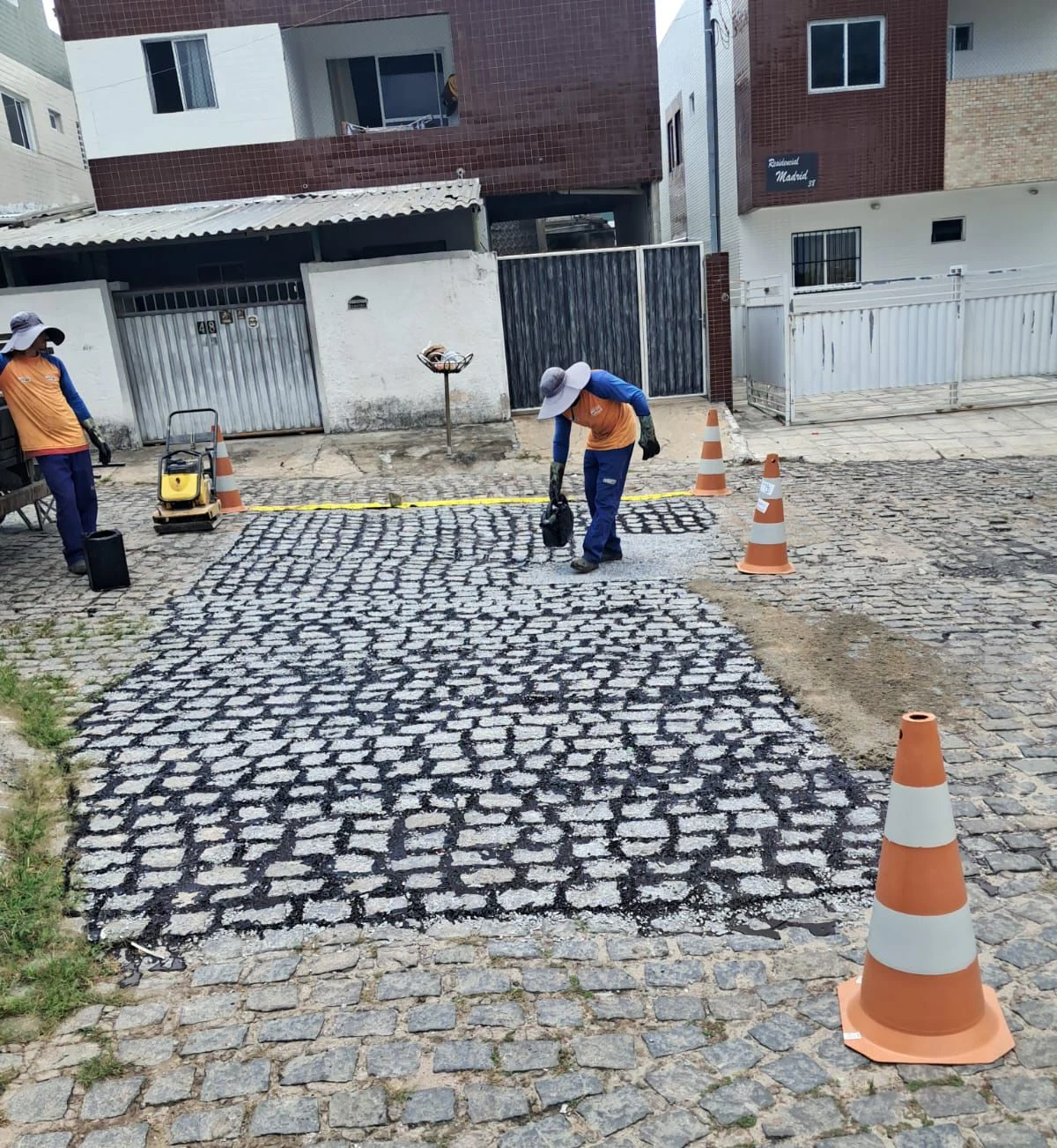 seinfra: operação tapa buraco chega a 20 bairros de joão pessoa