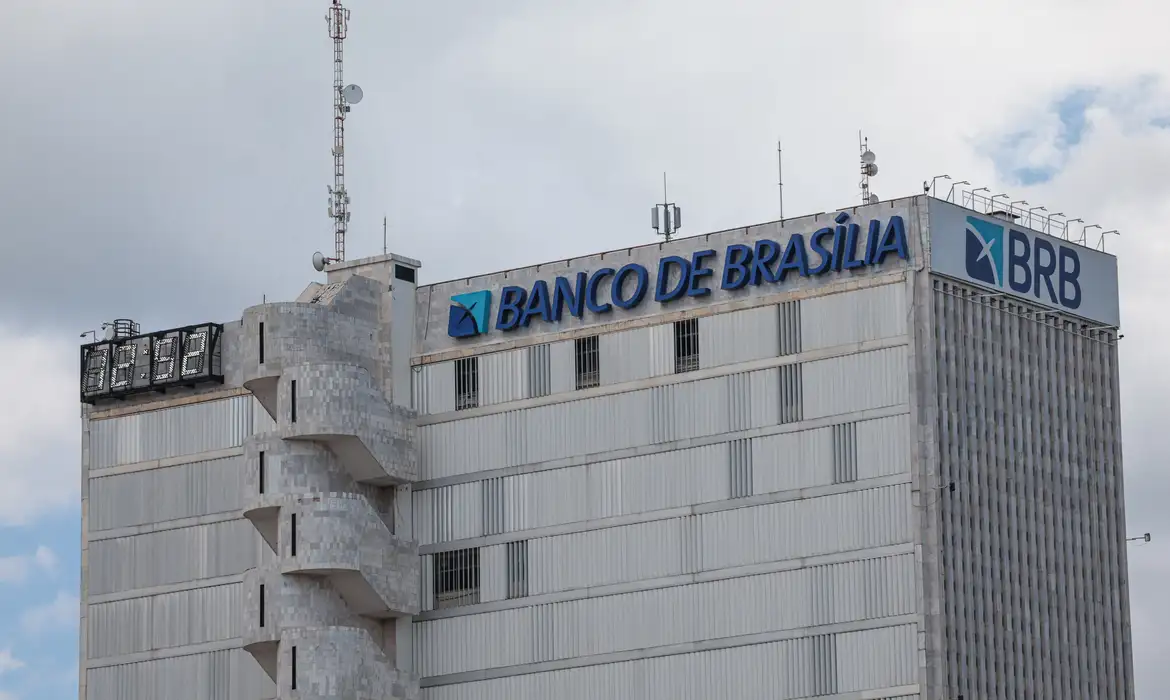 brb encontra achados relevantes sobre caso do banco master, diz banco
