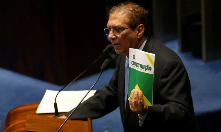 servidores da pmjp: reajuste salarial anunciado em breve, diz secretário rougger guerra