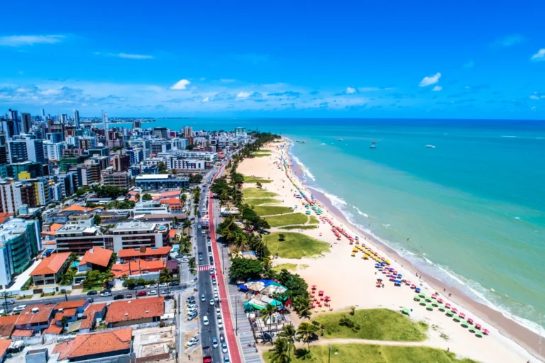 tambaú: o coração vibrante de joão pessoa, paraíso de praias e noites animadas!