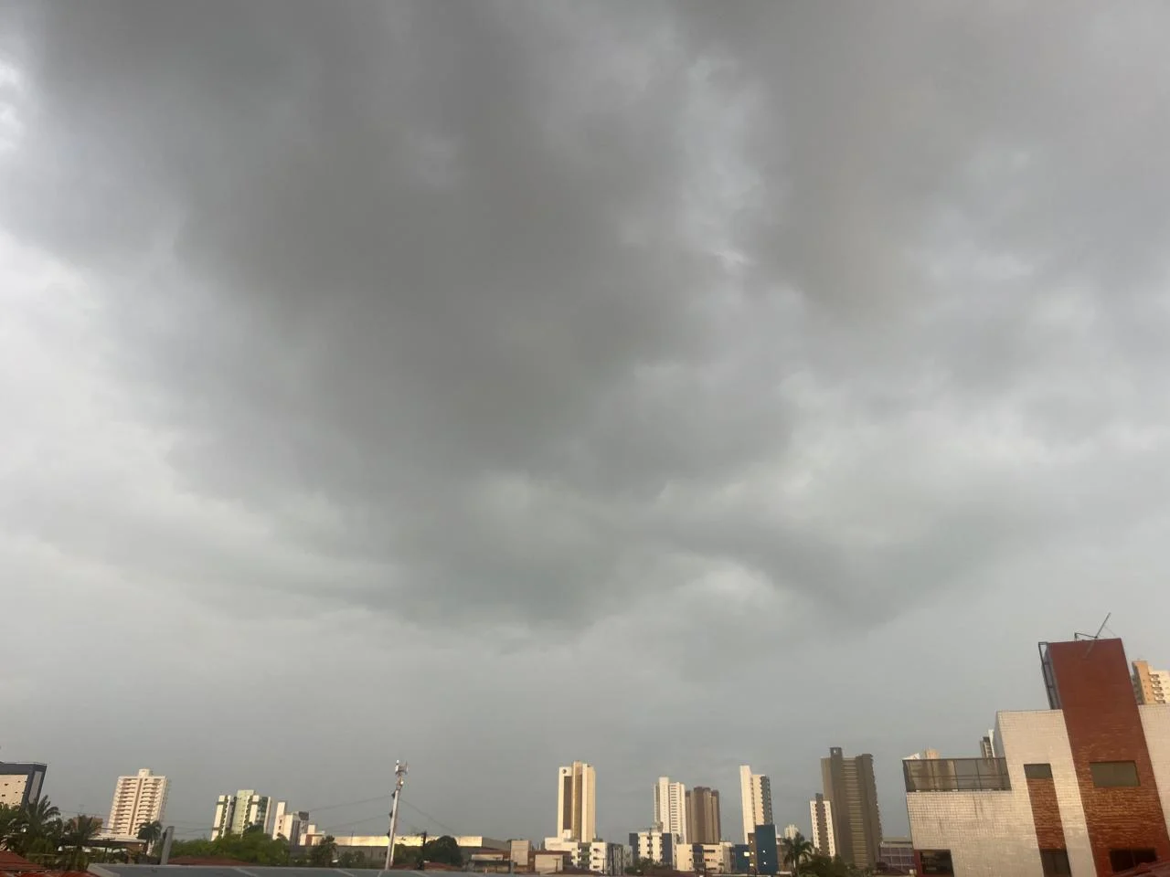 chuva em joão pessoa: 12h superam média de fevereiro; defesa civil em alerta