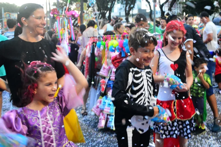 pré carnaval jp: muriçoinhas e melhor idade unem gerações