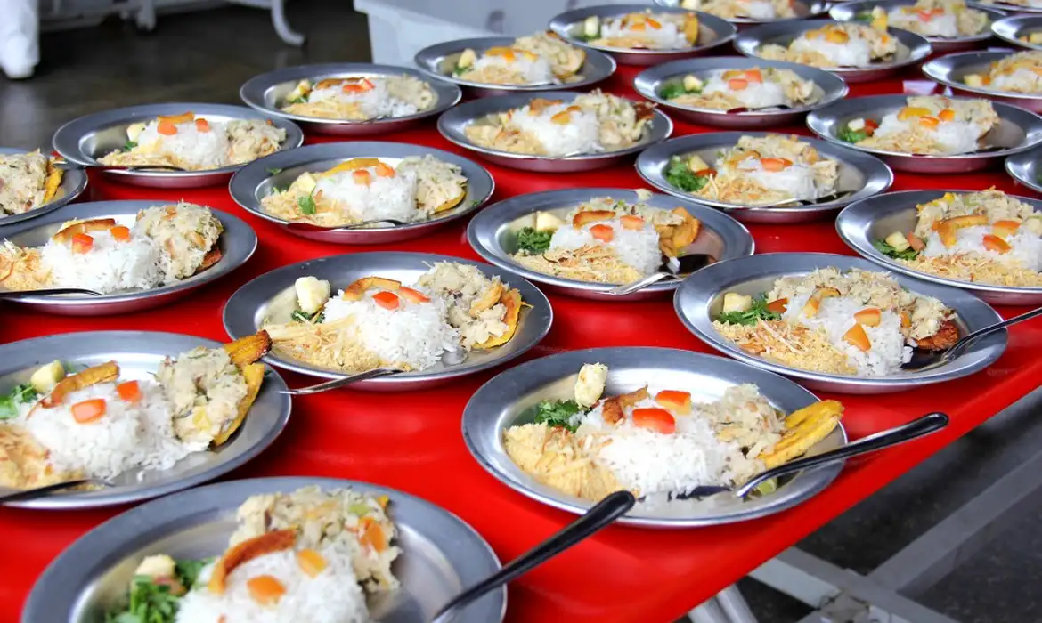 merenda escolar: governo federal aumenta repasse em 14,35% para r$ 6,7 bilhões em 2026