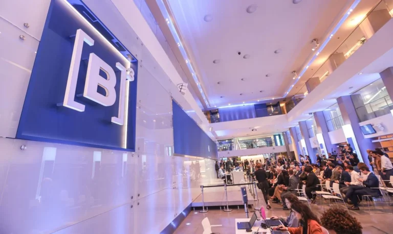 bolsa de valores dispara: ibovespa bate recorde e se aproxima de 190 mil pontos impulsionado por capital estrangeiro