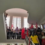 servidores comissionados de campina grande desocupam gabinete do prefeito após pagamento de salários atrasados
