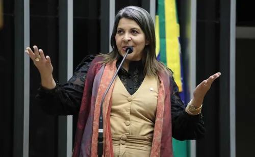 eliza virgínia fica no pp após reunião com ciro nogueira, decisão pode influenciar posição na cmjp e eleições 2026