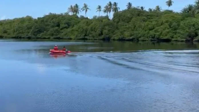 pescador descobre corpo em avançado estado de decomposição às margens do rio sanhauá em bayeux; polícia investiga morte misteriosa
