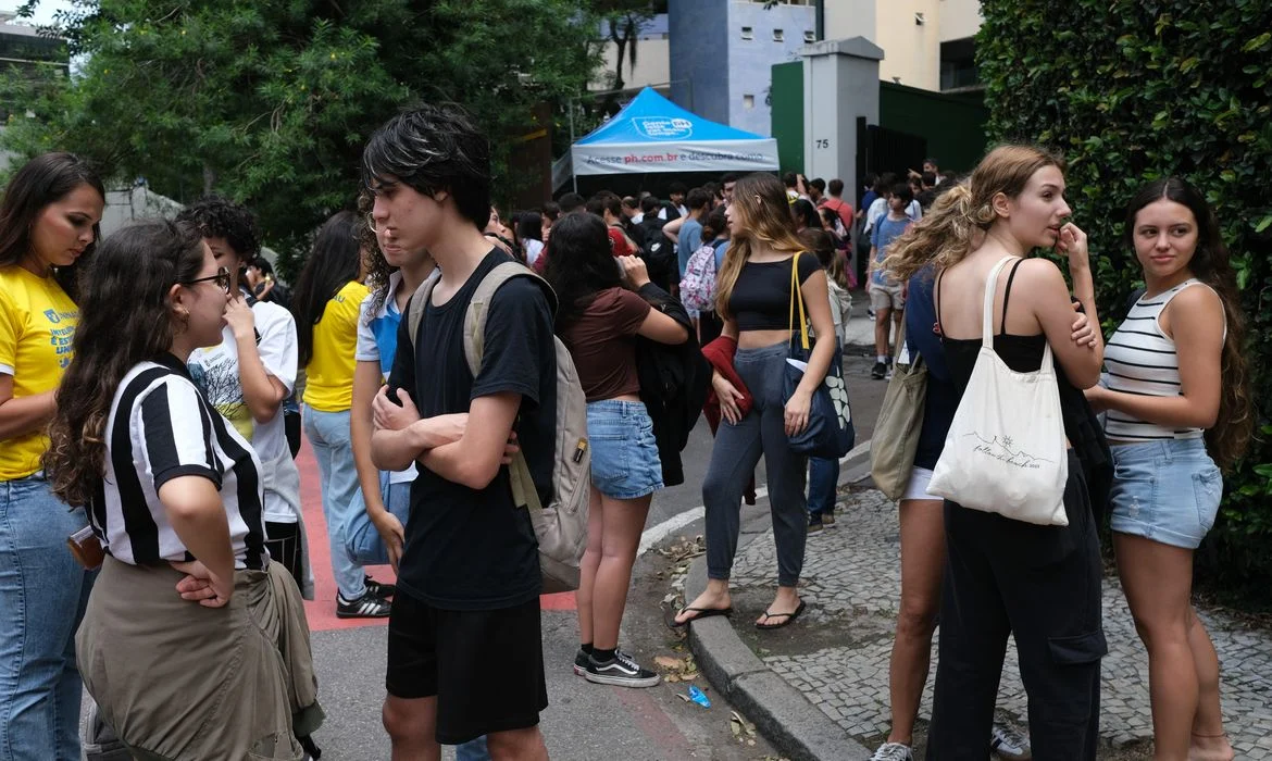 pé de meia licenciaturas: pré inscrições abertas para bolsas de r$ 1.050; veja como participar