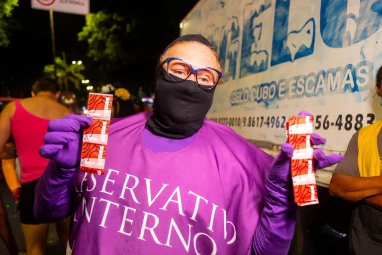 carnaval: joão pessoa distribui mais de 100 mil preservativos e 27 mil géis