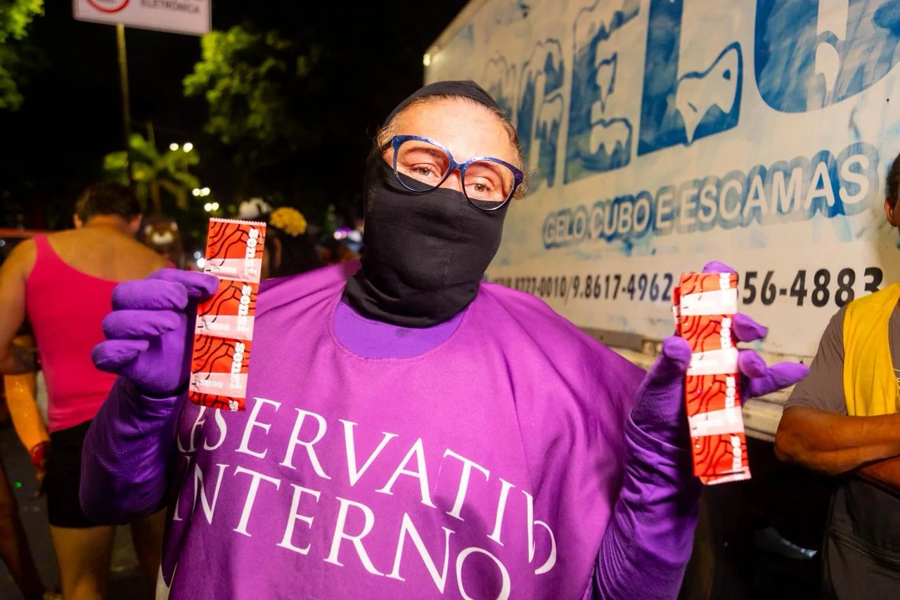 carnaval: joão pessoa distribui mais de 100 mil preservativos e 27 mil géis