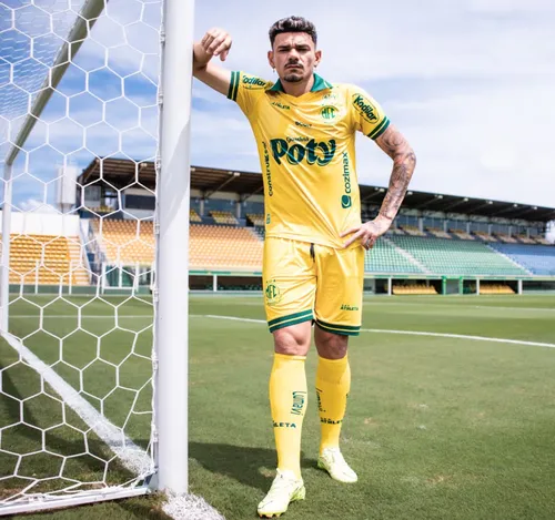 mirassol surpreende e anuncia tiquinho soares por empréstimo até 2026 com apoio do santos