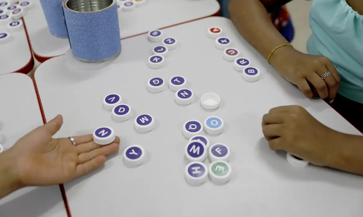 rede latino americana pela alfabetização na idade certa: brasil lidera debate por futuro mais justo