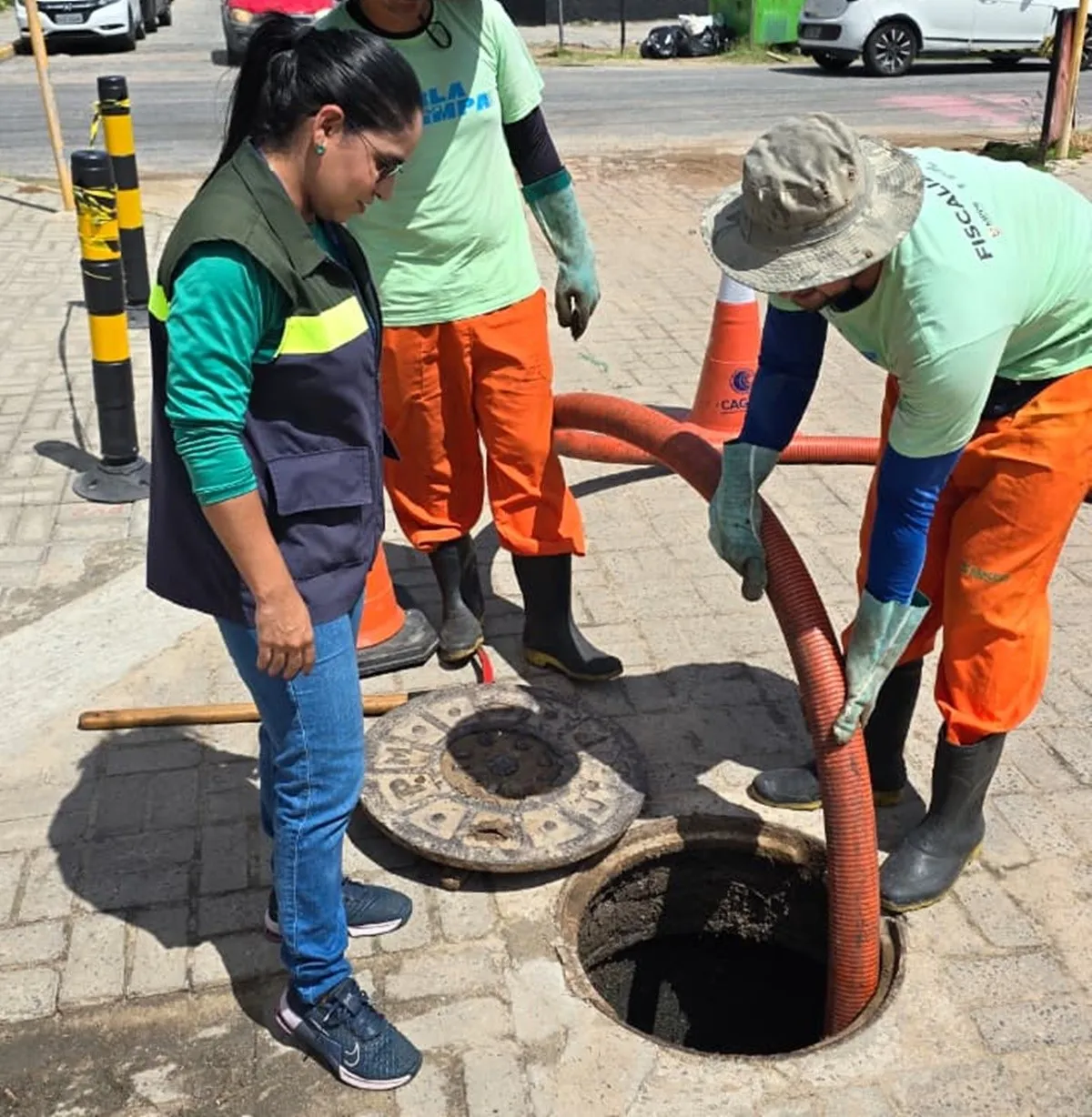 Fachada de academia interditada em João Pessoa com fita de interdição.