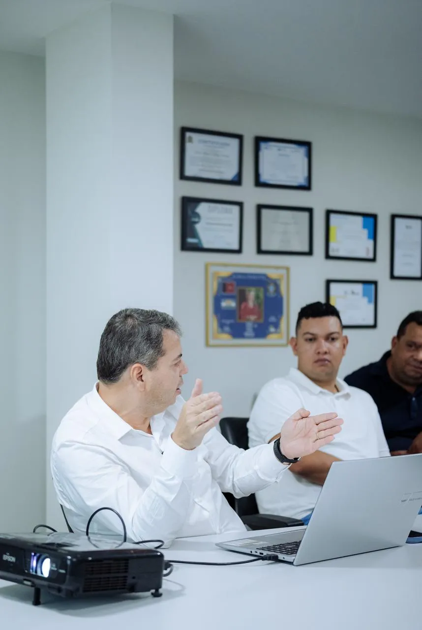 Painel de transparência digital exibindo o acompanhamento de emendas parlamentares.