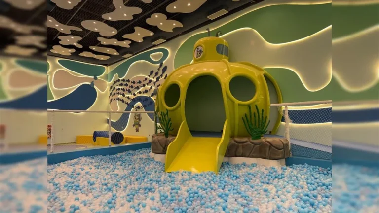 Fachada do Tauá Resort & Convention em João Pessoa com vista para o mar.