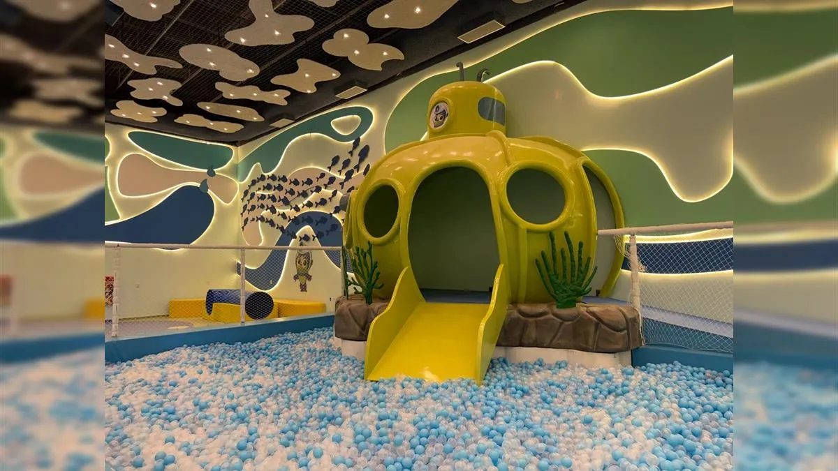 Fachada do Tauá Resort & Convention em João Pessoa com vista para o mar.